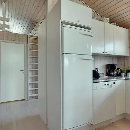 Дом отдыха Enja - 150m From The Sea By Interhome Обенро